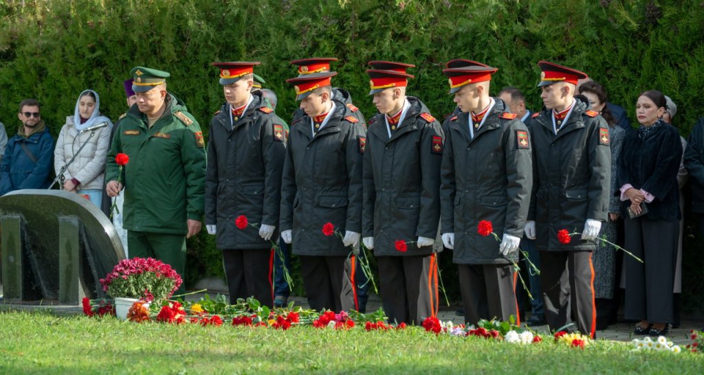 ЦЕ НЕМОЖЛИВО ЗАБУТИ…