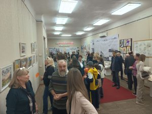 Служителі образотворчого     мистецтва