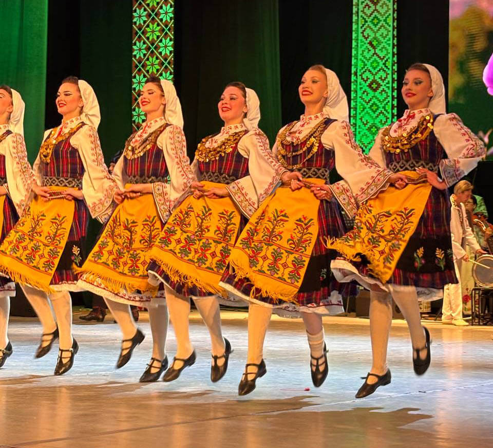Розмаїття  весняних ритмів