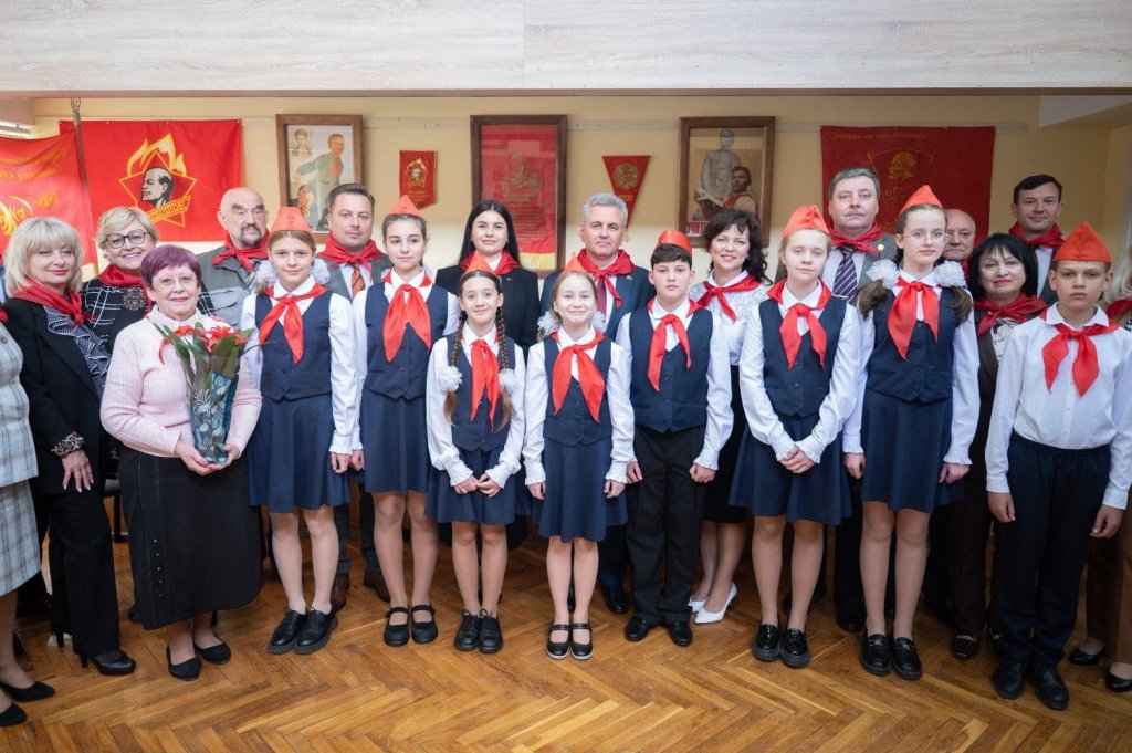 Це наша з тобою біографія