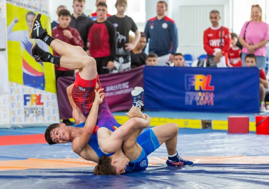 СПОРТ СИЛЬНИХ