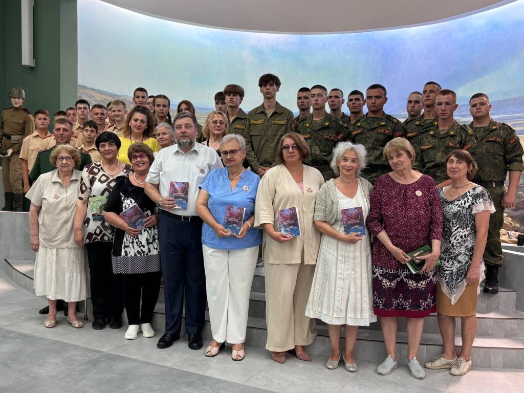 Відлуння війни  в поетичних рядках
