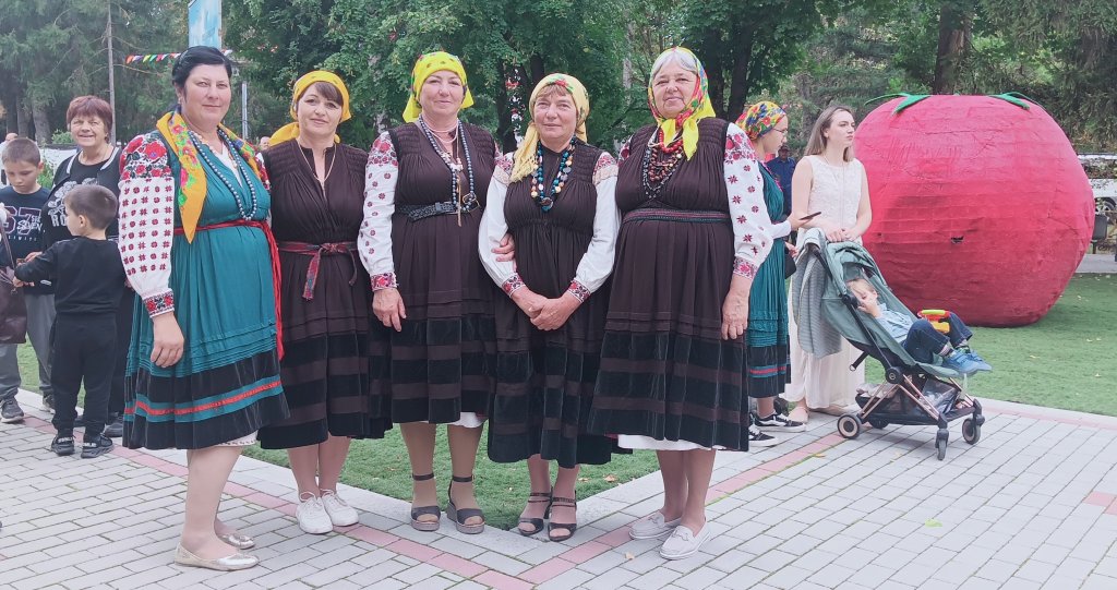 Самобутні традиції