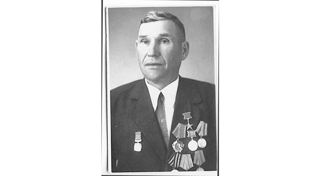 ТРИ ЩАСЛИВІ ДНІ