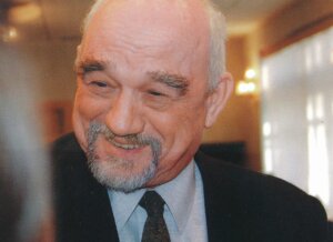 Перший