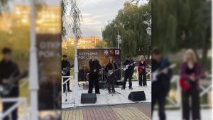 РОК-МУЗИКА МАЄ БУТИ ГУЧНОЮ. ЯКЩО ВОНА НЕ ГУЧНА, ТО ЦЕ НЕ РОК